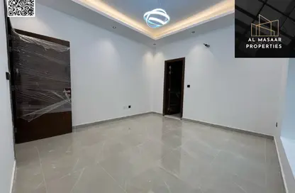 Villa - 5 Bedrooms - 7 Bathrooms for sale in Al Mowaihat 2 - Al Mowaihat - Ajman