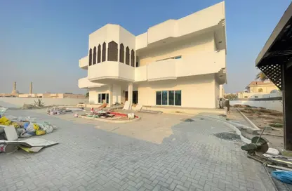 Villa - 7+ Bedrooms - 7+ Bathrooms for rent in Muwafja - Wasit - Sharjah