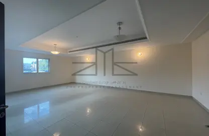 Empty Room image for: Apartment - 3 Bedrooms - 4 Bathrooms for rent in Al Nahyan Camp - Abu Dhabi, Image 1