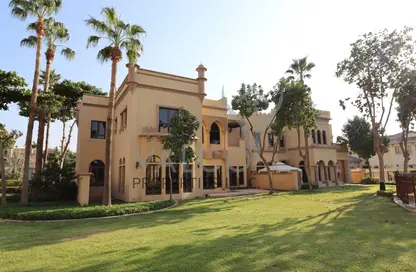 Villa - 4 Bedrooms - 6 Bathrooms for rent in Canal Cove Frond M - Canal Cove Villas - Palm Jumeirah - Dubai