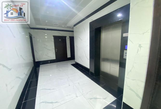 Apartment - 2 Bedrooms - 3 Bathrooms for rent in Al Jurf 2 - Al Jurf - Ajman Downtown - Ajman
