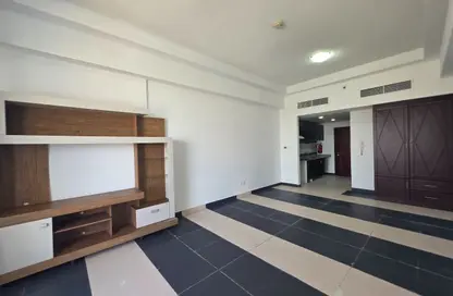 Apartment - Studio - 1 Bathroom for rent in Silicon Heights - Dubai Silicon Oasis - Dubai