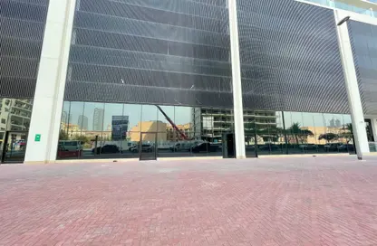 متجر - استوديو - 1 حمام للايجار في بن غاطي عنبر - قرية الجميرا سركل - دبي