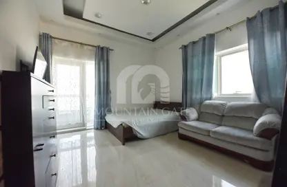 Apartment - 1 Bedroom - 2 Bathrooms for rent in Axis Residence 6 - Axis Residence - Dubai Silicon Oasis - Dubai