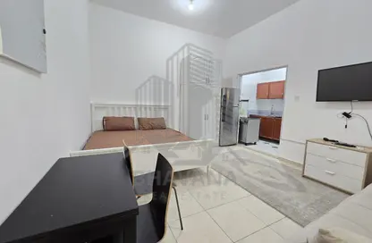 Apartment - Studio - 1 Bathroom for rent in Khalifa City A Villas - Khalifa City A - Khalifa City - Abu Dhabi