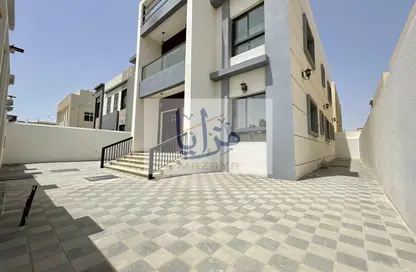 Villa - 5 Bedrooms - 7 Bathrooms for sale in Al Yasmeen 1 - Al Yasmeen - Ajman