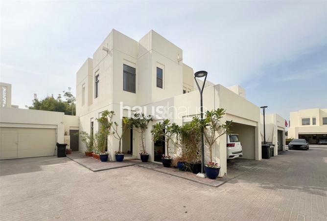 15988810 - Property Main Image