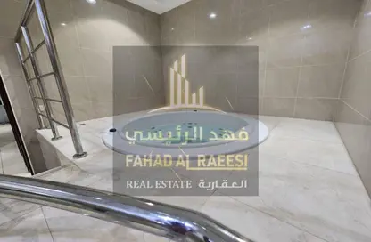 شقة - 1 حمام للبيع في مساكن كورنيش عجمان - طريق كورنيش عجمان - عجمان