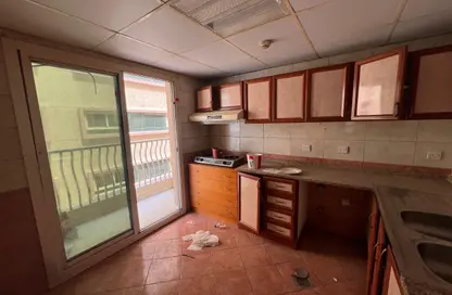 Apartment - 1 Bedroom - 2 Bathrooms for rent in Al Khan 5 building - Al Khan - Sharjah