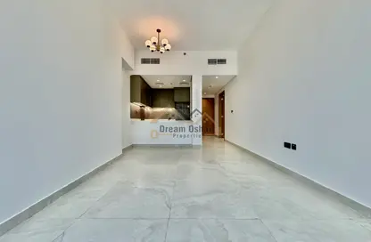Apartment - 1 Bedroom - 2 Bathrooms for rent in Sama Al Jaddaf - Al Jaddaf - Dubai