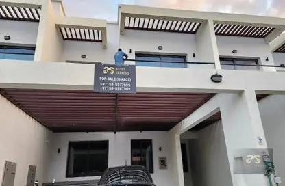 Villa - 4 Bedrooms - 5 Bathrooms for sale in Al Furjan - Dubai