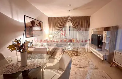 Apartment - 3 Bedrooms - 3 Bathrooms for rent in Beach Tower 2 - Al Khan Lagoon - Al Khan - Sharjah