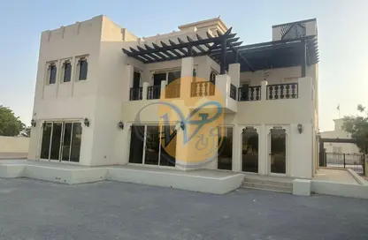فيلا - 5 غرف نوم - 6 حمامات للايجار في فلل قرية الحمرا - قرية الحمرا - رأس الخيمة