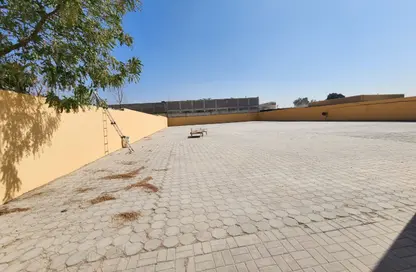 أرض - استوديو للايجار في الصجعة الصناعية - آلصجعه - الشارقة أرض - استوديو للايجار في الصجعة الصناعية - آلصجعه - الشارقة