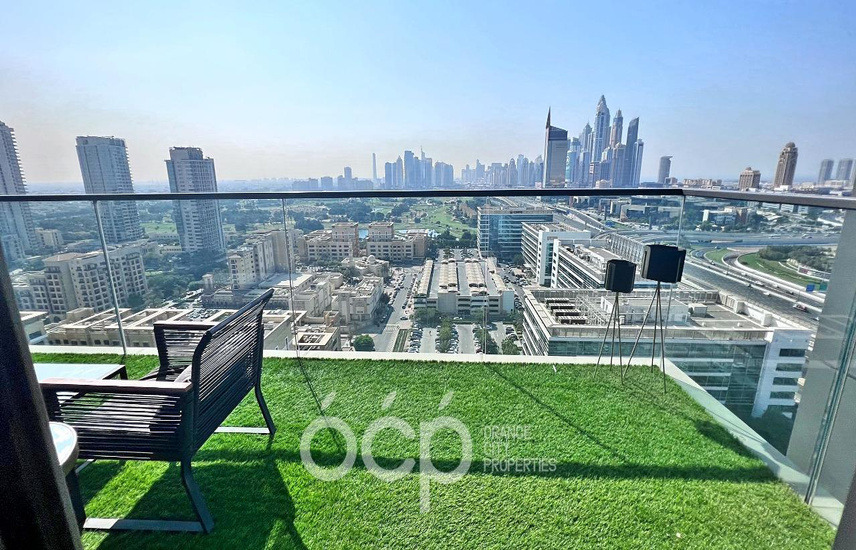 Apartment for Sale in The Onyx Tower 2 Stylish 2 BR in The Onyx Tower 2 skyline view