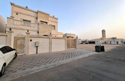 Villa - 4 Bedrooms - 7 Bathrooms for rent in Al Zaheya Gardens - Al Zahya - Ajman