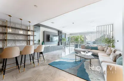 Apartment - 4 Bedrooms - 5 Bathrooms for sale in FIVE Palm Jumeirah - Palm Jumeirah - Dubai