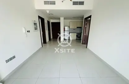 شقة - 2 غرف نوم - 2 حمامات للايجار في بوابة بن غاطي - قرية الجميرا سركل - دبي