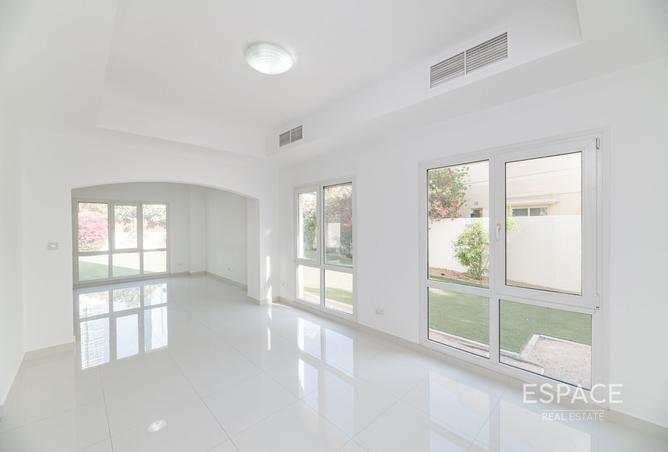 15824345 - Property Image 3