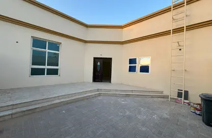 Apartment - 2 Bedrooms - 2 Bathrooms for rent in Mohamed Bin Zayed Centre - Mohamed Bin Zayed City - Abu Dhabi