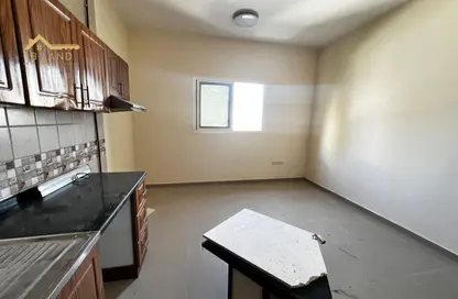 Apartment - Studio - 1 Bathroom for rent in Al Musalla - Al Gharb - Sharjah