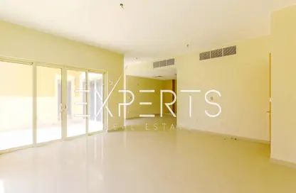 Villa - 4 Bedrooms - 5 Bathrooms for rent in Qattouf Community - Al Raha Gardens - Abu Dhabi