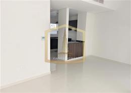 صورةغرفة فارغة لـ: تاون هاوس - 3 غرف نوم - 4 حمامات للبيع في باسوود - داماك هيلز 2 - دبي, صورة 1