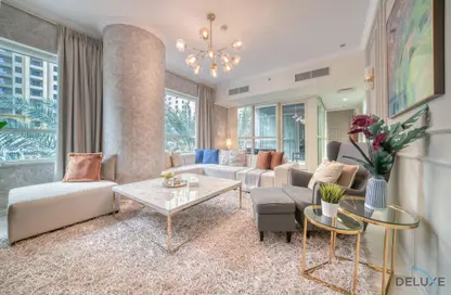 Living Room image for: Apartment - 2 Bedrooms - 2 Bathrooms for rent in Al Sahab 2 - Al Sahab - Dubai Marina - Dubai, Image 1
