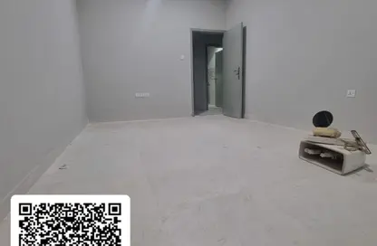 Apartment - 2 Bedrooms - 1 Bathroom for rent in New Al Taawun Road - Al Taawun - Sharjah