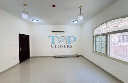 Apartment - 3 Bedrooms - 3 Bathrooms for rent in Ugdat Al Muwaji - Al Mutarad - Al Ain
