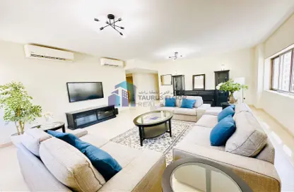 Apartment - 3 Bedrooms - 3 Bathrooms for rent in Rigga Road - Al Rigga - Deira - Dubai