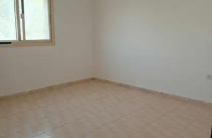 شقة - غرفة نوم - 1 حمام للايجار في مساكن كورنيش عجمان - طريق كورنيش عجمان - عجمان