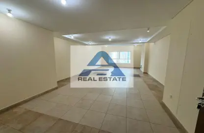 Apartment - 2 Bedrooms - 4 Bathrooms for rent in Hamdan Street - Abu Dhabi