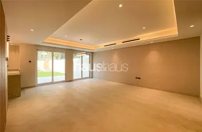 فيلا - 3 غرف نوم - 4 حمامات للبيع في الينابيع 8 - الينابيع - دبي