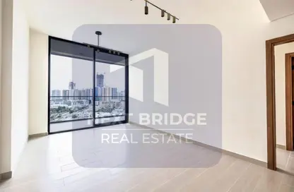 شقة - غرفة نوم - 2 حمامات للايجار في بن غاطي عنبر - منطقة 11 - قرية الجميرا سركل - دبي