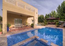 Villa - 4 bedrooms - 4 bathrooms for rent in Meadows 9 - Meadows - Dubai