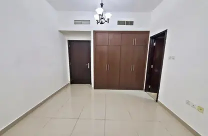 Apartment - 2 Bedrooms - 2 Bathrooms for rent in Muwaileh 29 Building - Muwaileh - Sharjah
