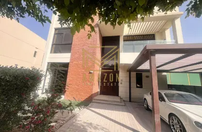 Villa - 5 Bedrooms - 7 Bathrooms for rent in DAMAC Hills - Dubai Villa - 5 Bedrooms - 7 Bathrooms for rent in DAMAC Hills - Dubai