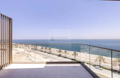 Apartment - 3 Bedrooms - 5 Bathrooms for sale in Ellington Beach House - Palm Jumeirah - Dubai