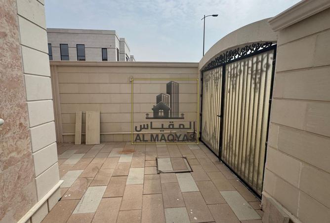 15398018 - صورة العقار 3