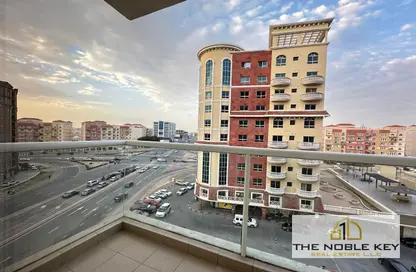 شقة - 3 غرف نوم - 2 حمامات للبيع في II جلوبال جرين فيو - منطقة مركز الأعمال - المدينة الدولية - دبي