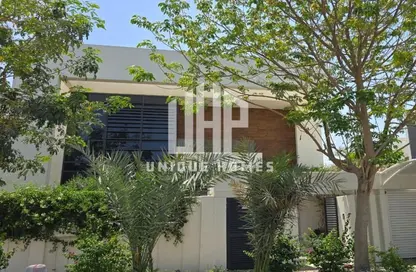 Villa - 4 Bedrooms - 5 Bathrooms for rent in West Yas - Yas Island - Abu Dhabi