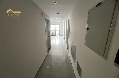 Apartment - 2 Bedrooms - 3 Bathrooms for rent in Muweileh Community - Muwaileh Commercial - Sharjah