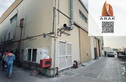 مجمع سكني - 8 غرف نوم - 8 حمامات للبيع في الجرف الصناعية 3 - الجرف الصناعية - عجمان