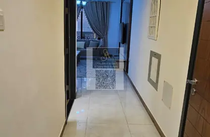 شقة - غرفة نوم - 2 حمامات للايجار في مساكن كورنيش عجمان - طريق كورنيش عجمان - عجمان