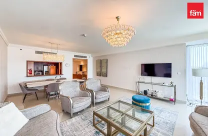 Apartment - 3 Bedrooms - 4 Bathrooms for sale in Boulevard Point - Downtown Dubai - Dubai