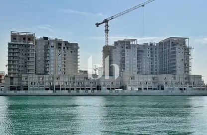 Townhouse - 3 Bedrooms - 4 Bathrooms for sale in Crystal Residences - Maryam Island - Sharjah