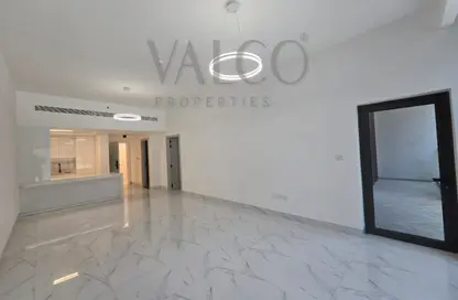 Apartment - 1 Bedroom - 2 Bathrooms for rent in Lumina Vista Residences - Jumeirah Village Circle - Dubai