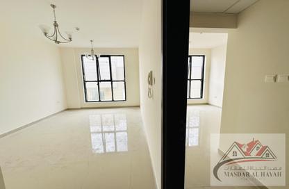 Apartment - 1 Bedroom - 2 Bathrooms for rent in Muwaileh Commercial - Sharjah