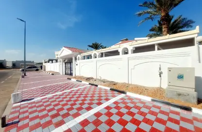 Villa - 6 Bedrooms - 7 Bathrooms for rent in Mirdif - Dubai